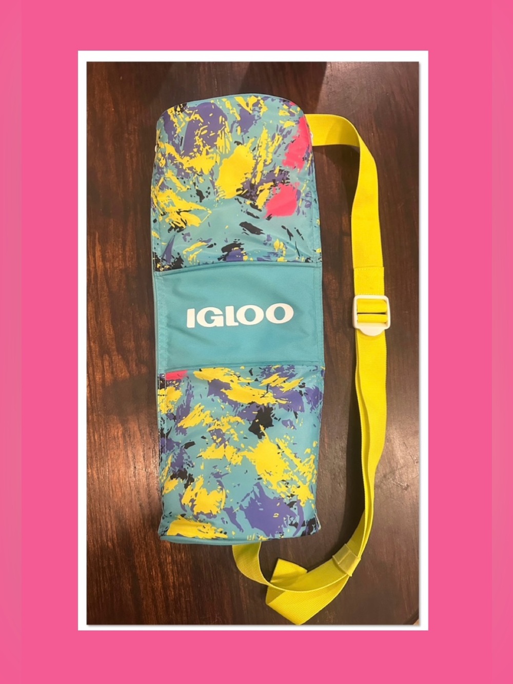 NWOT- Igloo double barrel sling 8 can cooler